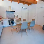 Corte Bellebarbe 아파트