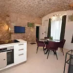Corte Bellebarbe 아파트 리볼리 베로네세