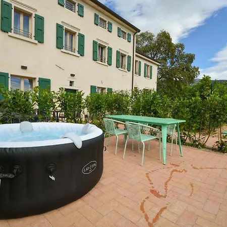 Corte Bellebarbe Apartment Rivoli Veronese